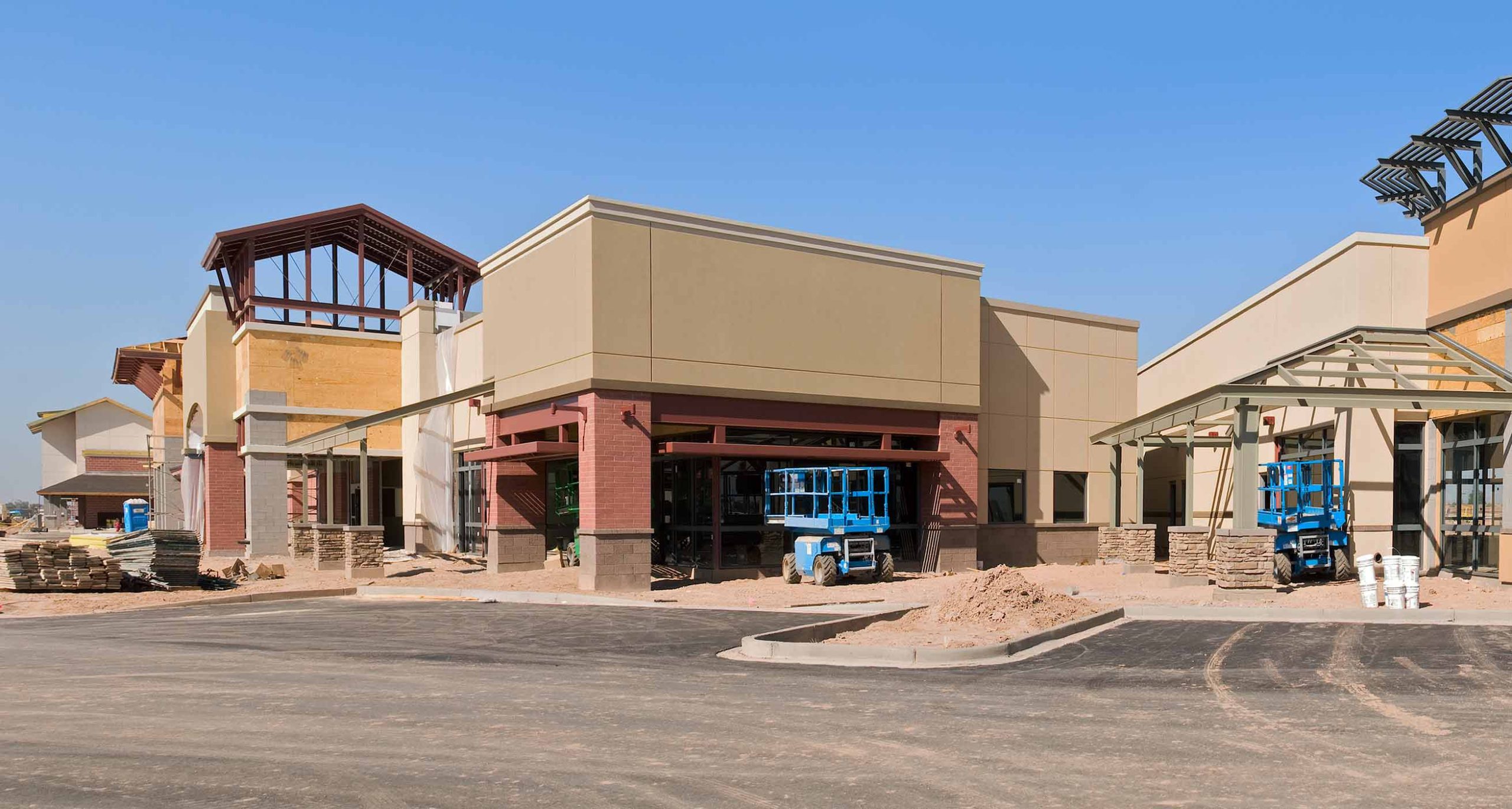 Centro comercial en construcción